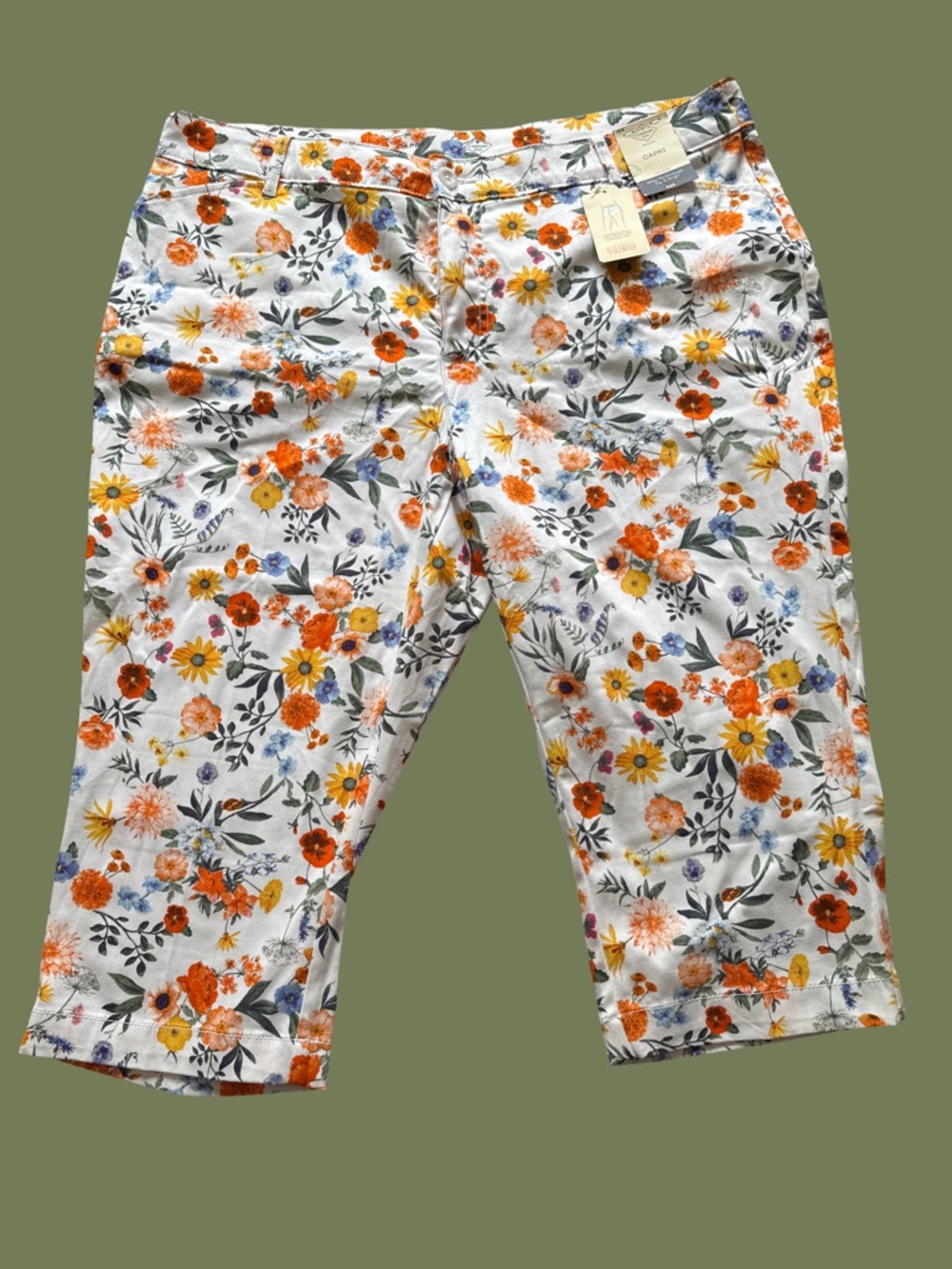 St. John's Bay White Floral Capris with Orange & Yellow Flowers